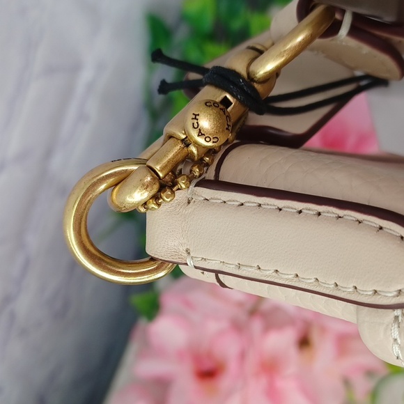 Coach Disney Minnie Kitt NWT - Picture 15 of 15